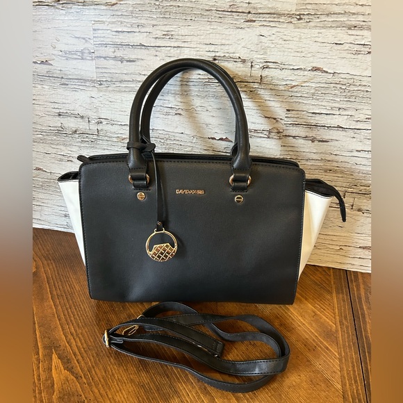David Jones Handbags - DAVID JONES Black and White Handbag